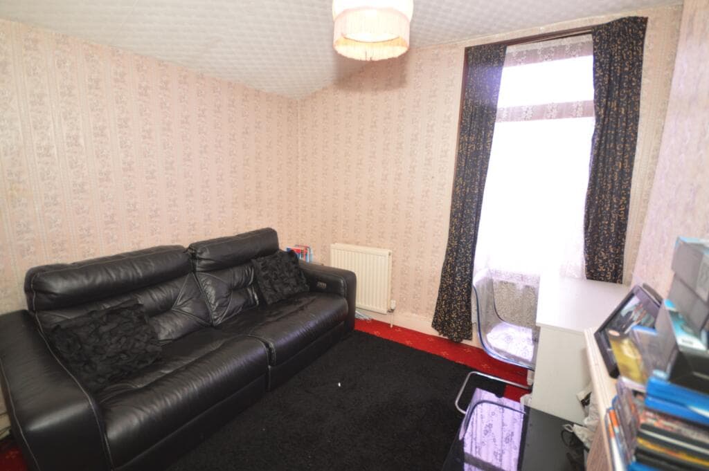 Rectory Road, Manor Park, E12 - Image 4
