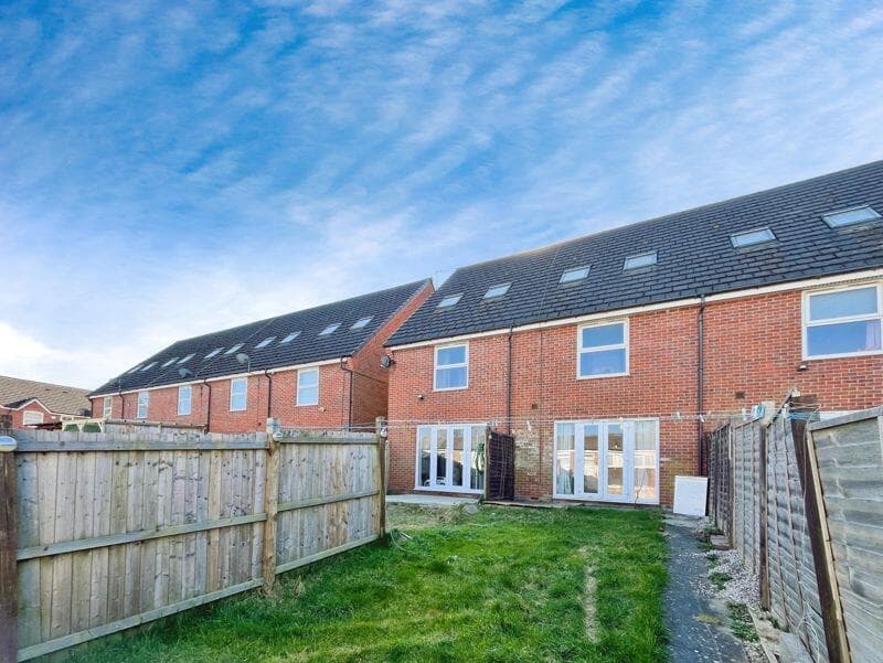 Littlebrooke Close, Tonge Moor - Image 10
