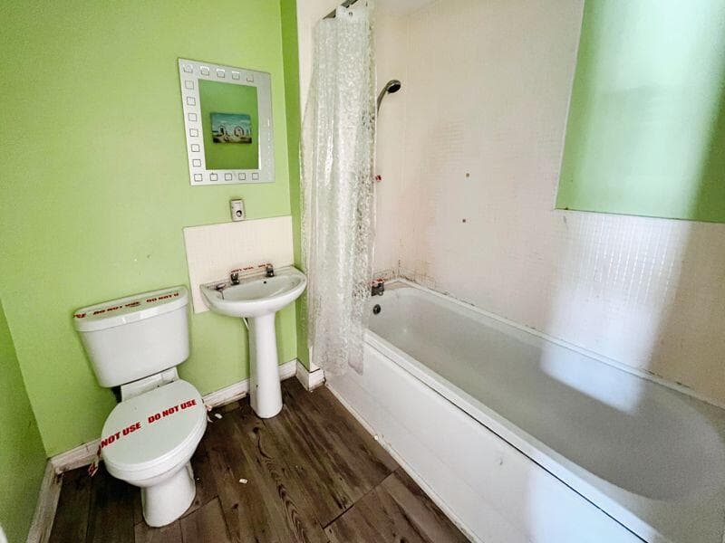 Littlebrooke Close, Tonge Moor - Image 7