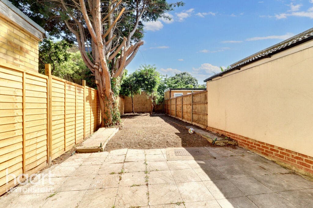 Capworth Street, London - Image 9