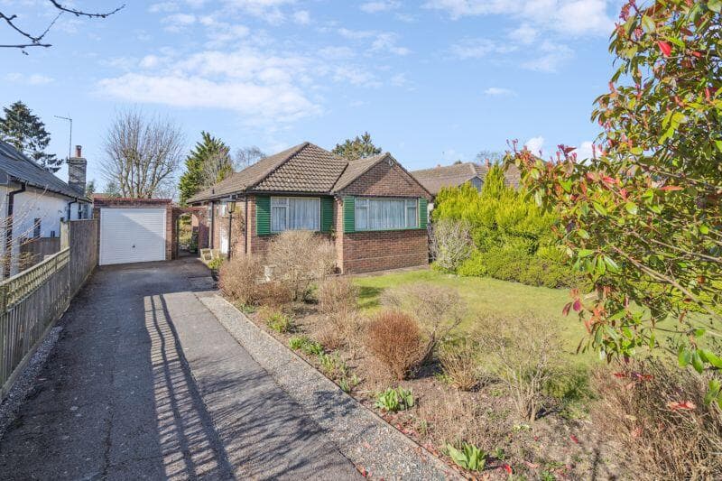 Spurlands End Road, Great Kingshill HP15 - Image 1