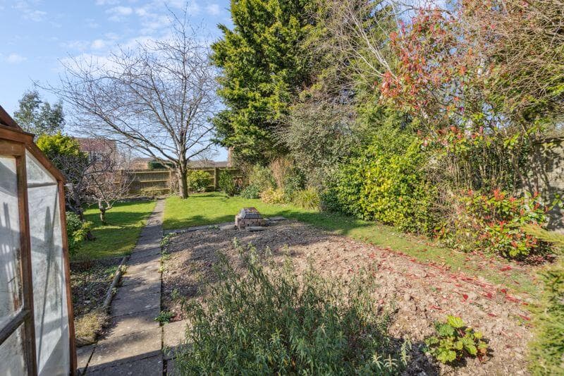 Spurlands End Road, Great Kingshill HP15 - Image 3