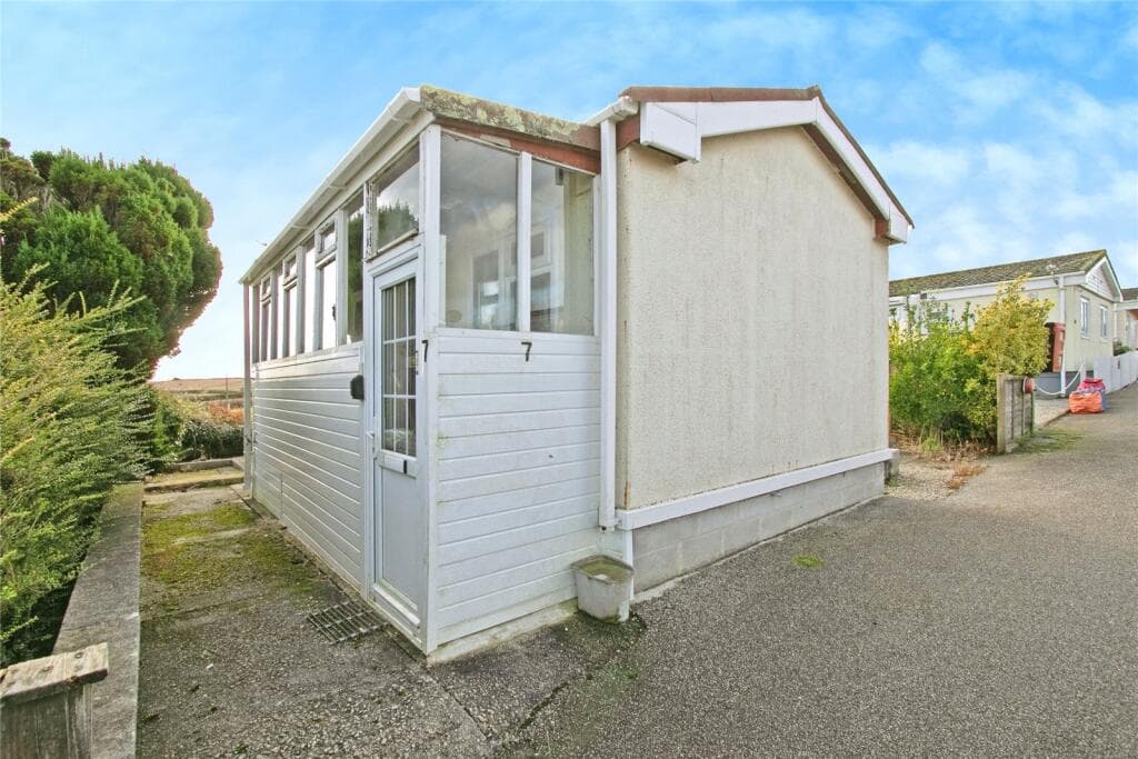Trelil Caravan Site, Helston, Cornwall, TR13 - Image 7