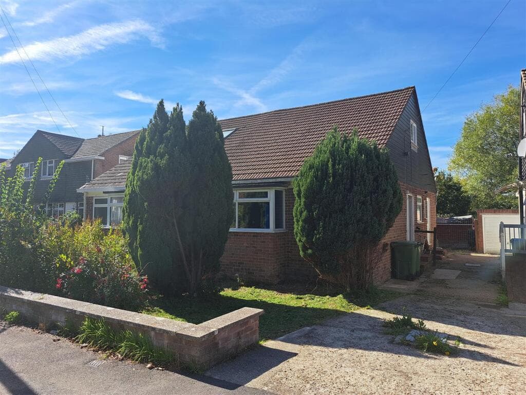 Orchard Road, Lewes BN7 2HB - Image 1