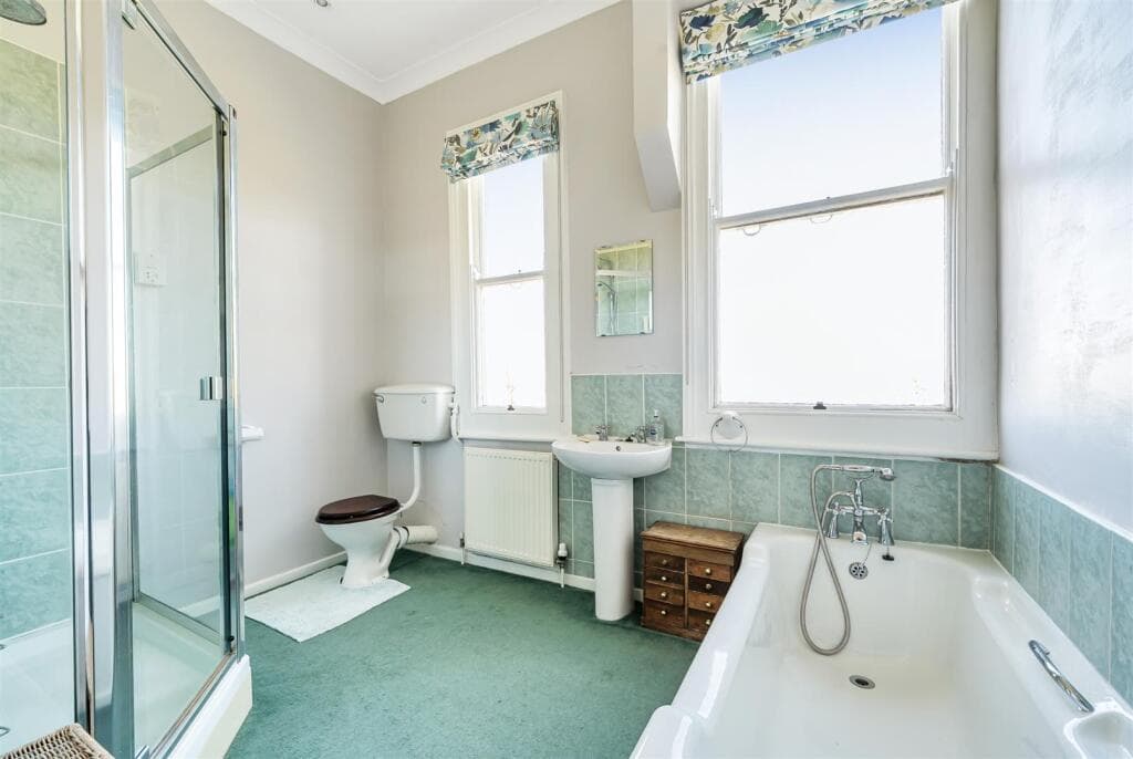 Golf Links Road, Yelverton - Image 11