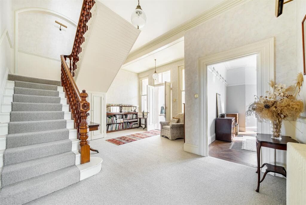 Golf Links Road, Yelverton - Image 9