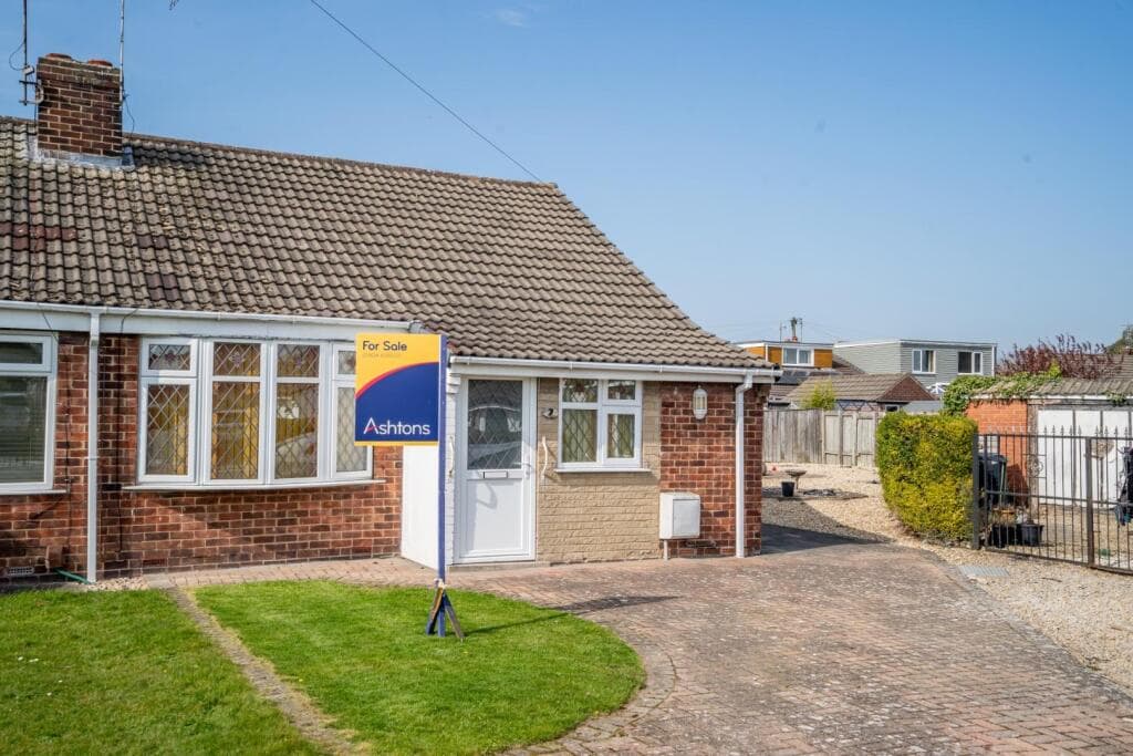 View property at Grasmere Grove, York