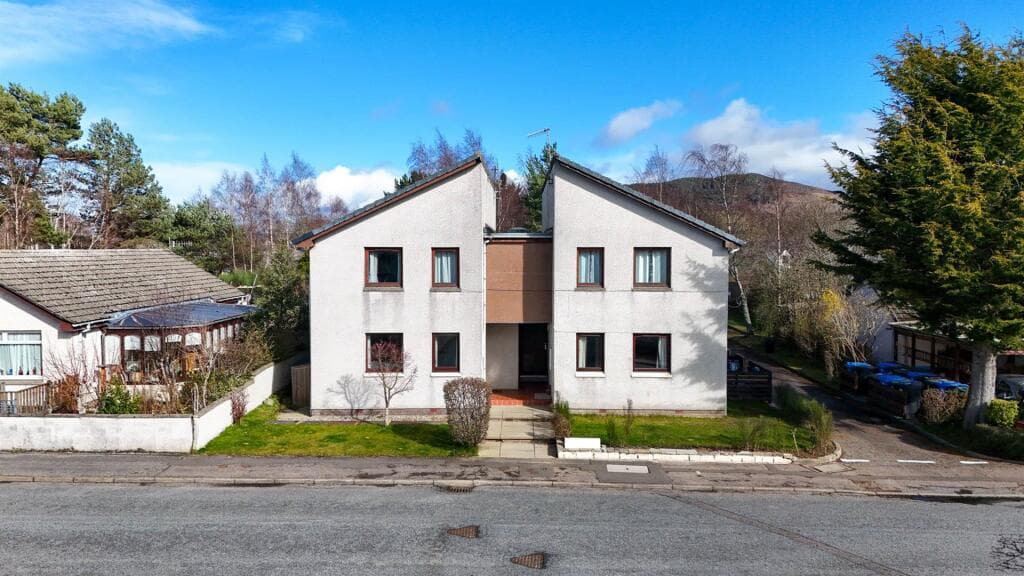 8a Corrour Road, Aviemore - Image 1