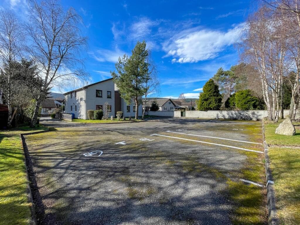 8a Corrour Road, Aviemore - Image 11