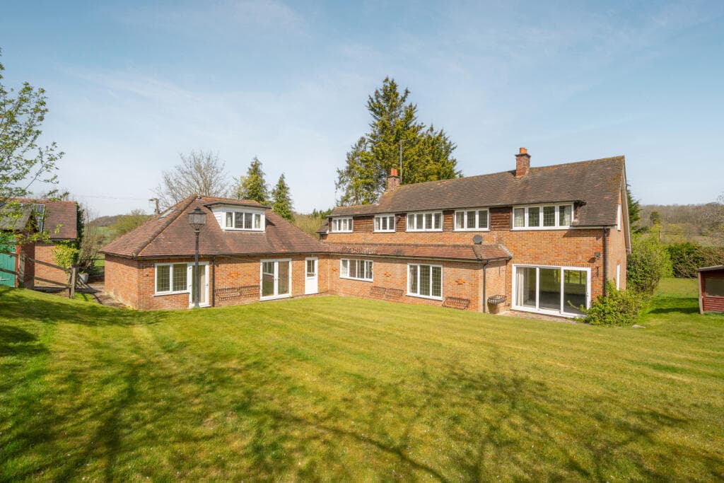 Rignall Road, Great Missenden, Buckinghamshire, HP16 - Image 5