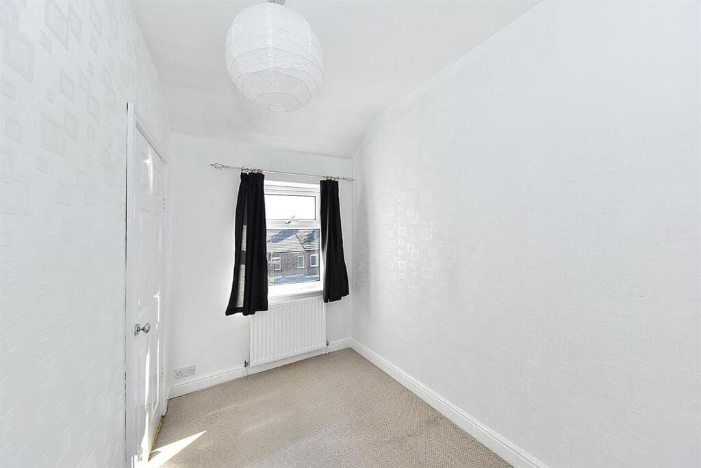 Foden Street, Macclesfield, Cheshire - Image 11