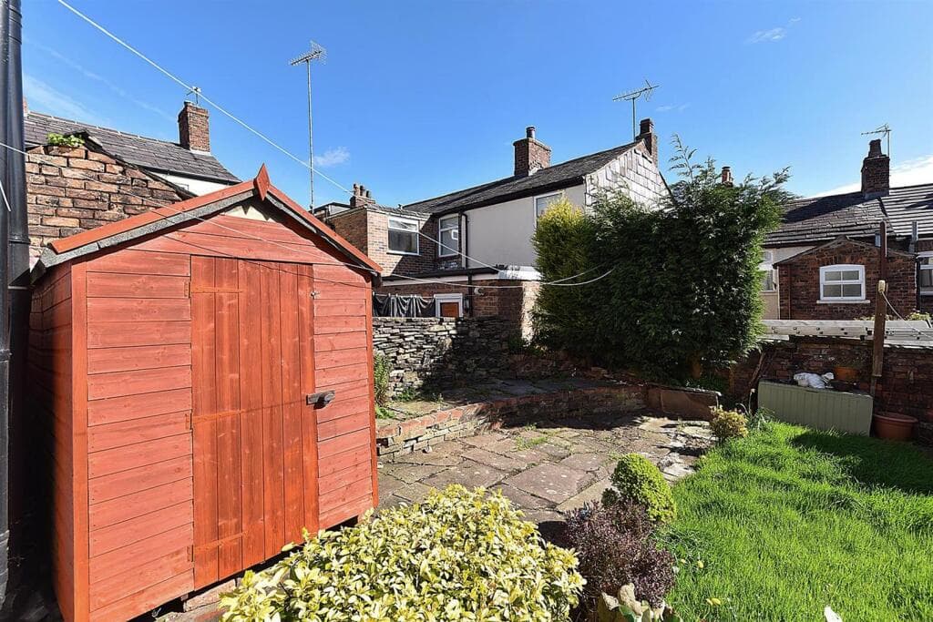 Foden Street, Macclesfield, Cheshire - Image 4