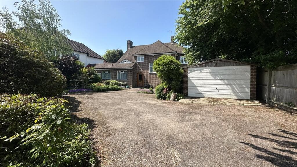View property at Park Road, New Barnet, Barnet, EN4