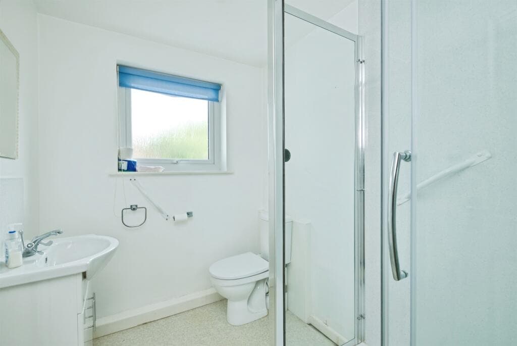 Millbridge Gardens, Minehead - Image 9