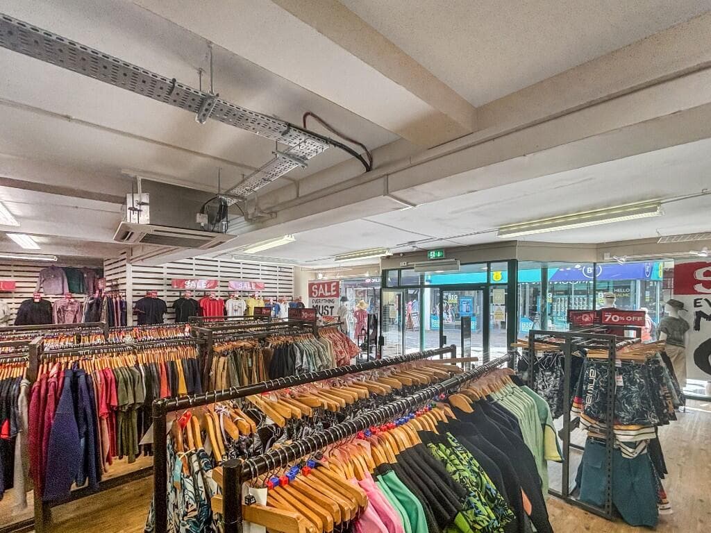 Market Street, Falmouth, Cornwall, TR11 - Image 3