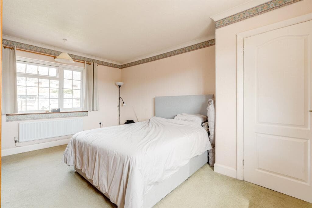 Holmes Lane, Rustington, Littlehampton, West Sussex, BN16 - Image 8