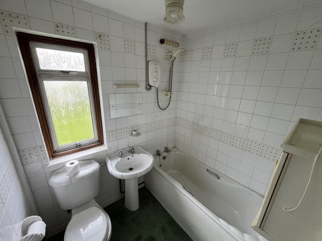 Minton Close, St. Austell, PL25 - Image 11