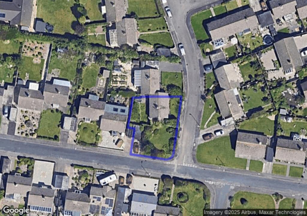 Minton Close, St. Austell, PL25 - Image 2