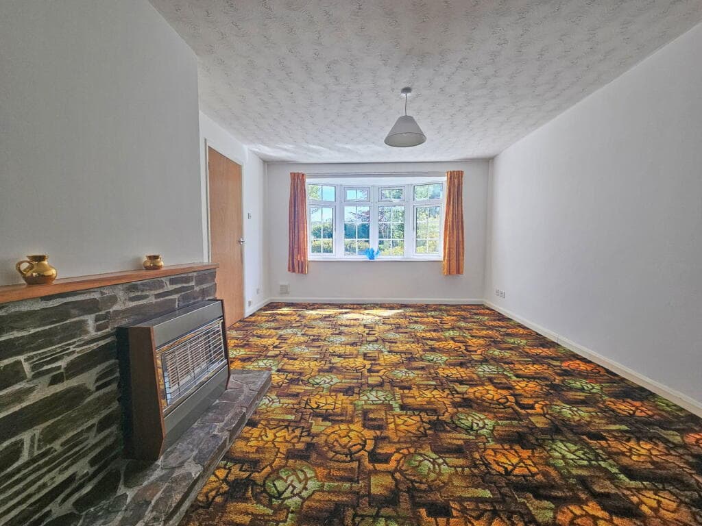 Glencross Court, Liskeard - Image 3
