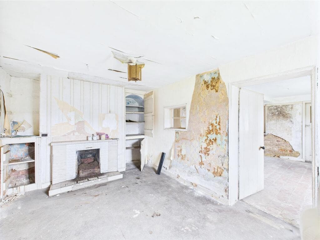 South Street, Alford - Image 5
