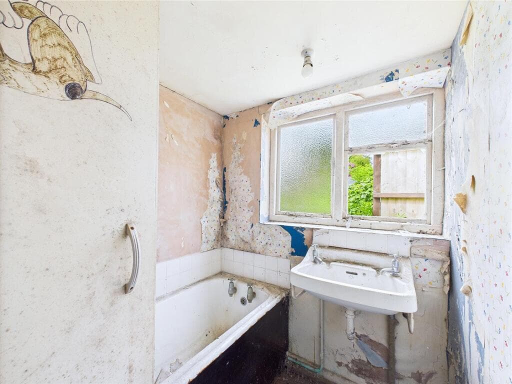 South Street, Alford - Image 9