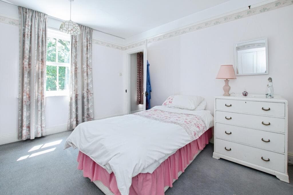 Ringwood Road, St. Ives, Ringwood, Dorset, BH24 - Image 9