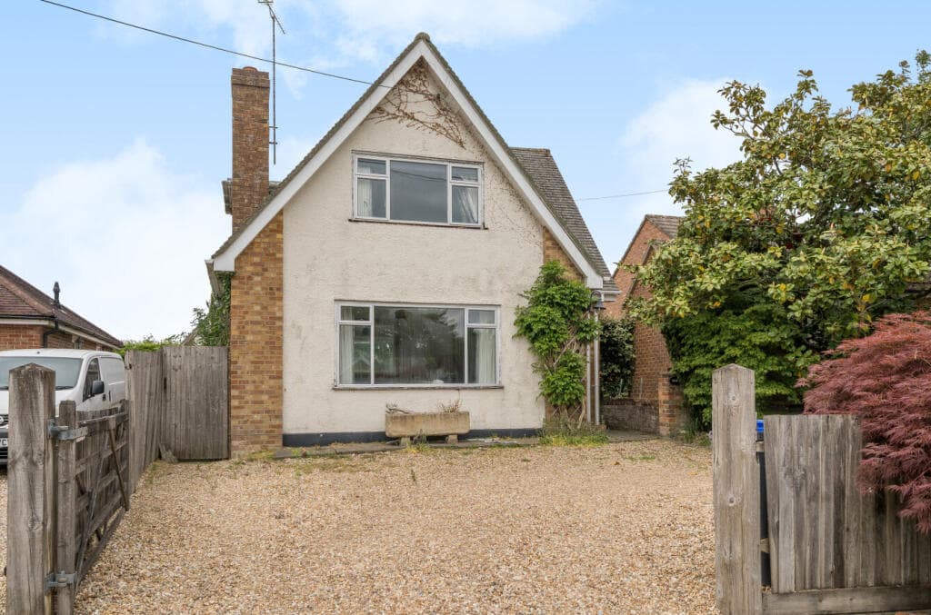 South Lane, Nomansland, Salisbury, Wiltshire, SP5 - Image 1