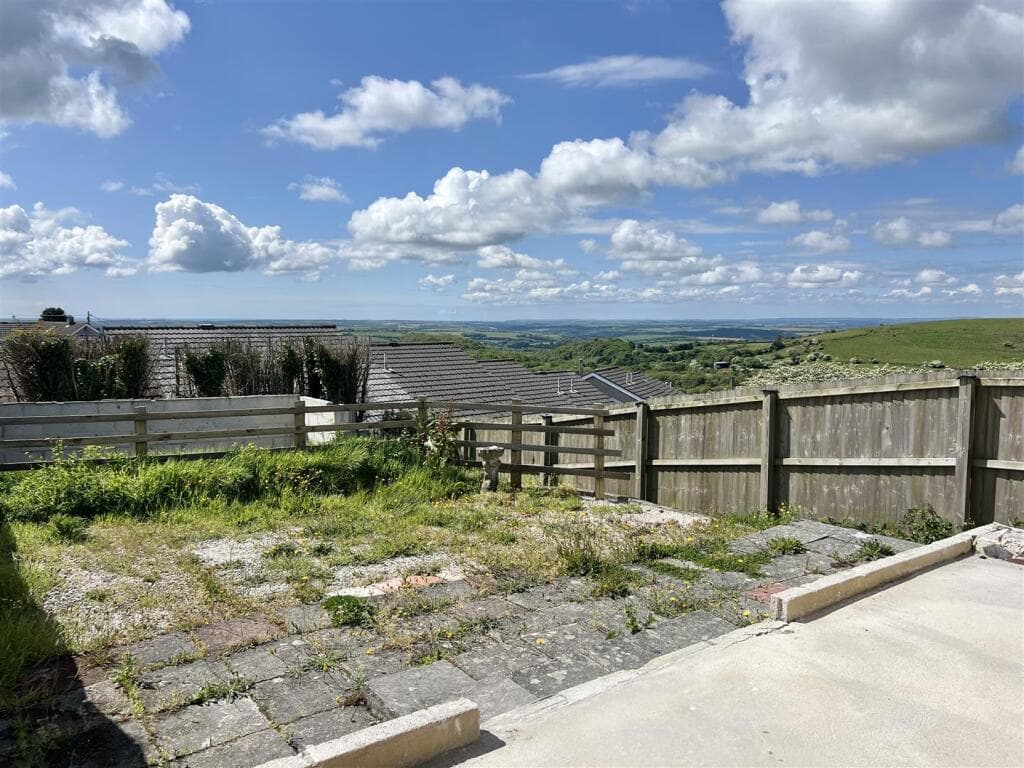 Fortescue Close, Foxhole, St. Austell - Image 8