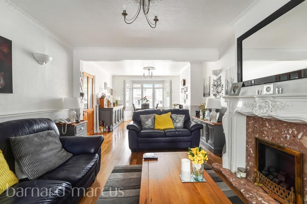 Romany Gardens, Sutton - Image 5