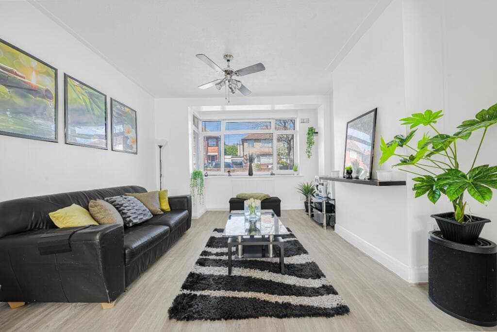 Arbroath Road, Eltham, London, SE9 - Image 2