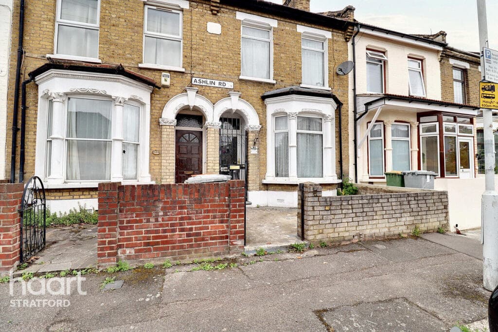 Ashlin Road, London - Image 2