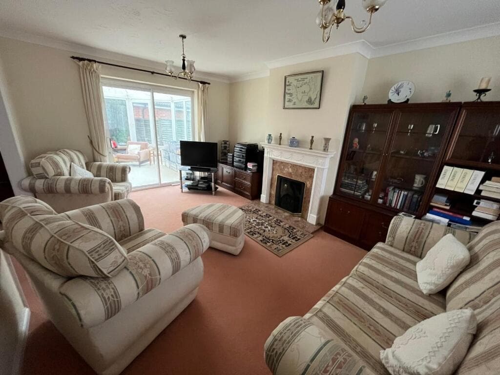 Chalkdown, Stevenage, SG2 7BG - Image 3