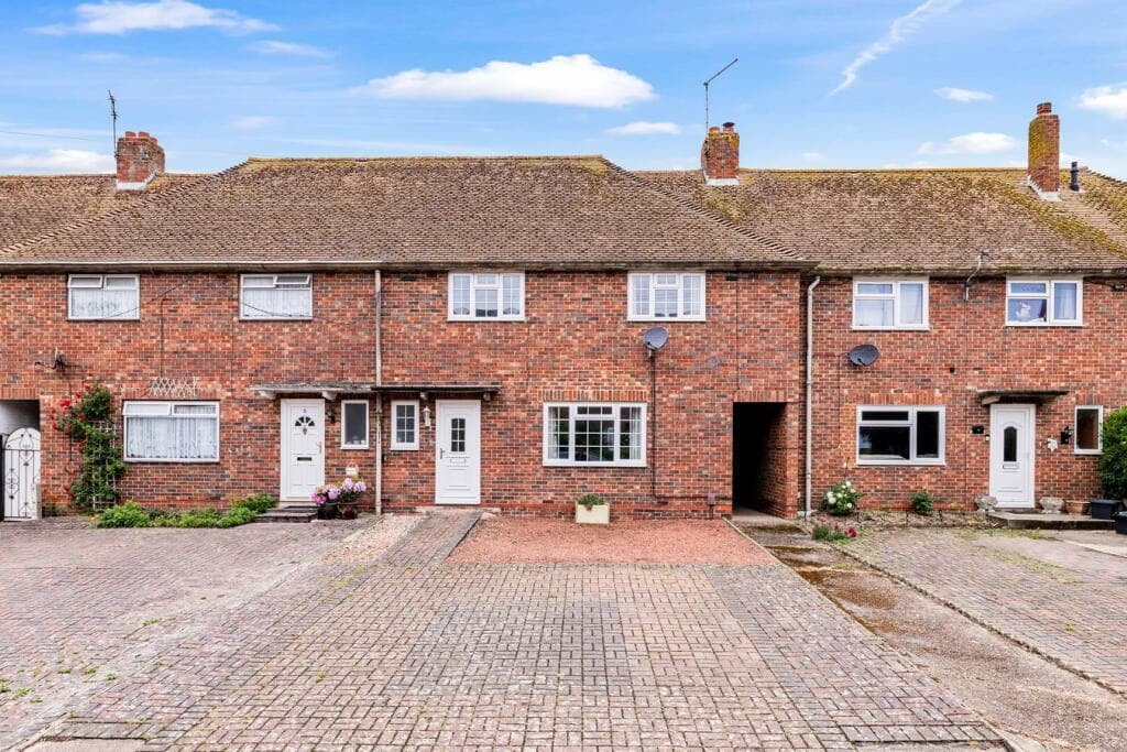 View property at Charles Crescent, Folkestone, CT19