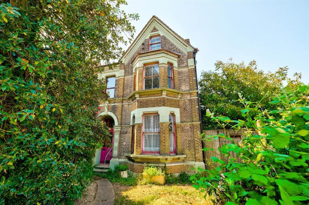View property at Selsdon Road, Wanstead