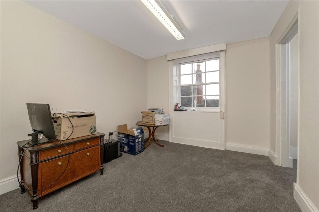 Stamford, Ironmonger Street - Image 10