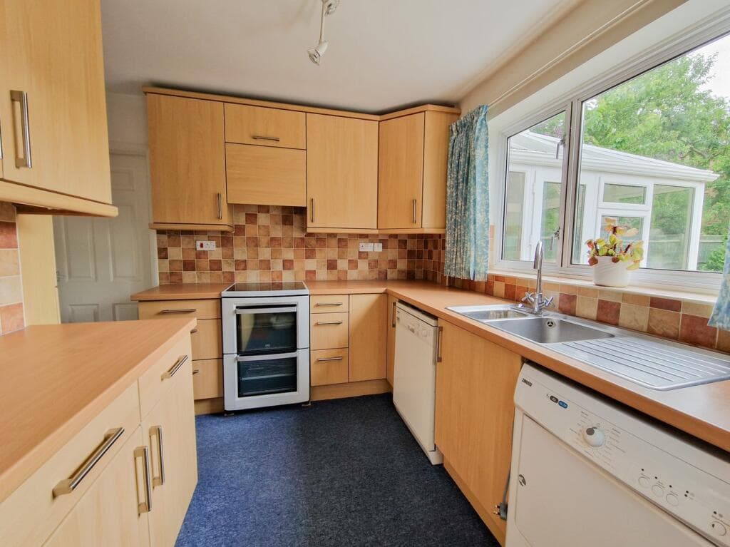 Birch Close, Broom, Biggleswade, SG18 - Image 3
