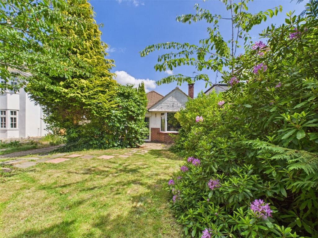 Castle Lane West, Bournemouth, BH8 - Image 3