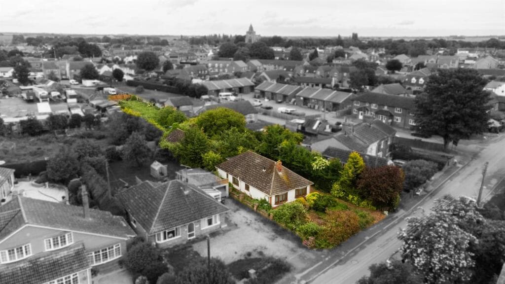 Broadway, Crowland, Peterborough - Image 2