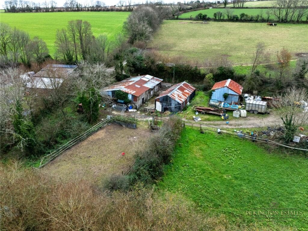 Lanteglos, Fowey, Cornwall, PL23 - Image 1