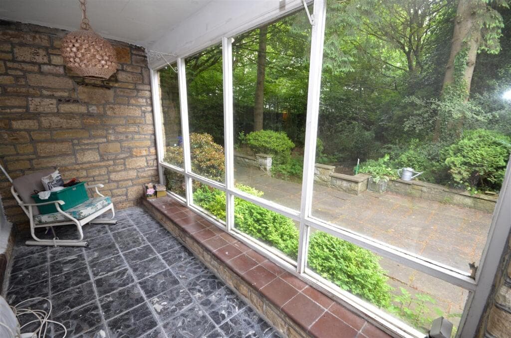 Mottram Road, Stalybridge - Image 3