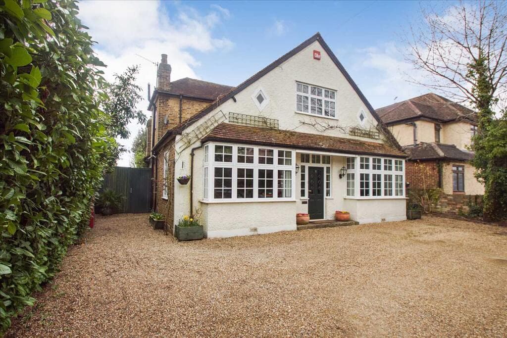 Burnham Lane, Burnham - Image 1
