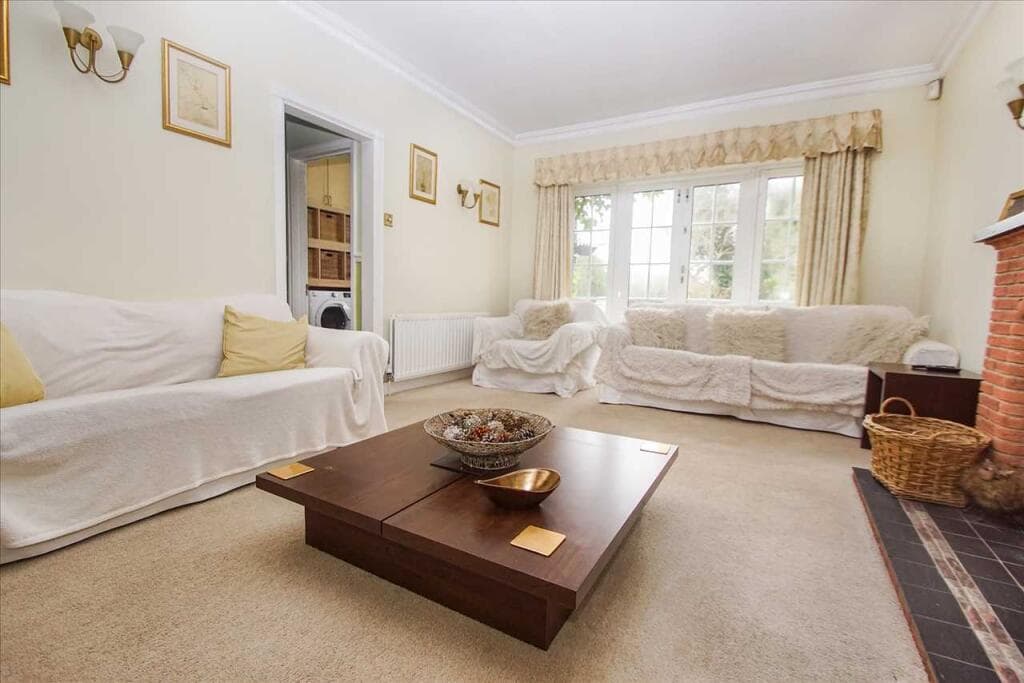 Burnham Lane, Burnham - Image 3