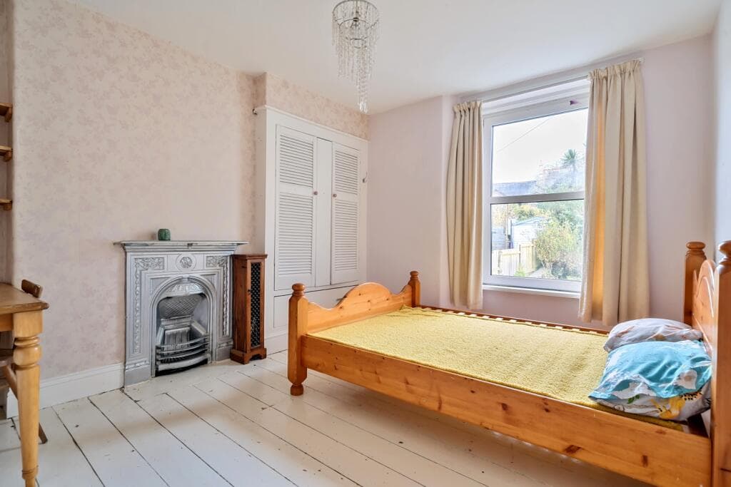 Glen Road, Wadebridge - Image 7