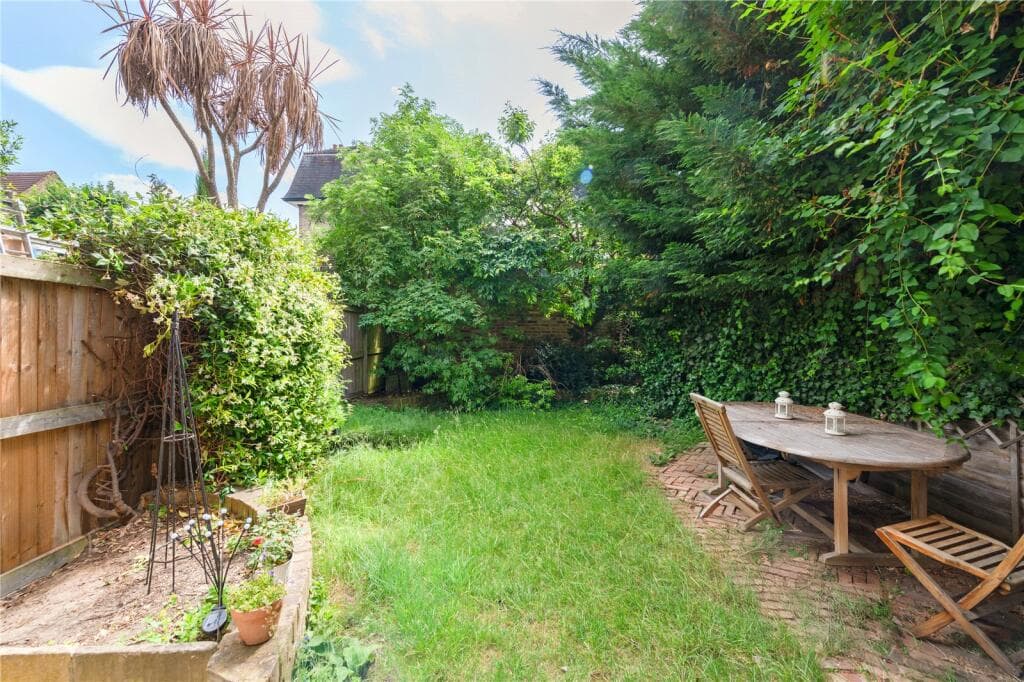 Englewood Road, Clapham South, SW12 - Image 2