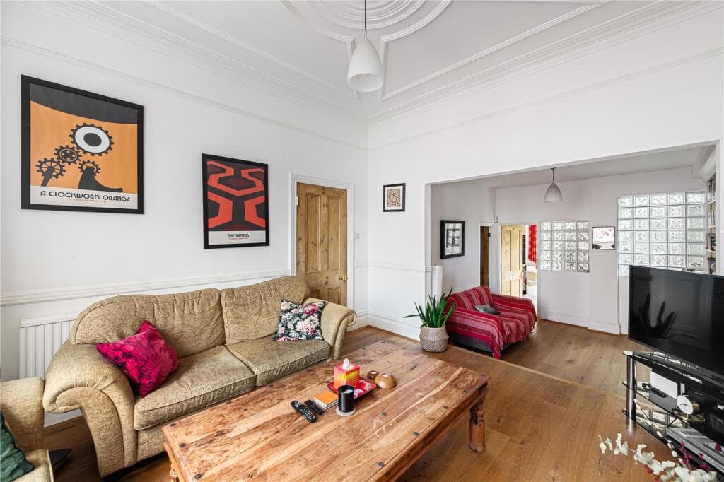 Englewood Road, Clapham South, SW12 - Image 8