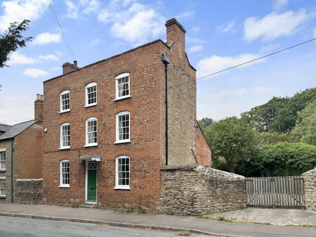 View property at London Street, Faringdon, SN7