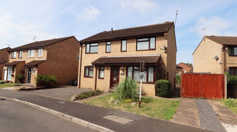 Luttrell Close - Priorswood - Image 1