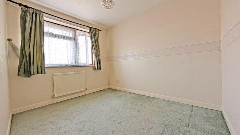 Luttrell Close - Priorswood - Image 10