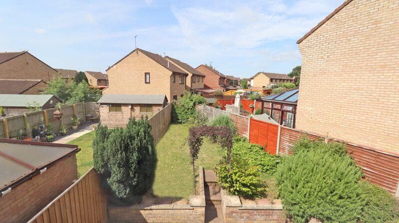 Luttrell Close - Priorswood - Image 3