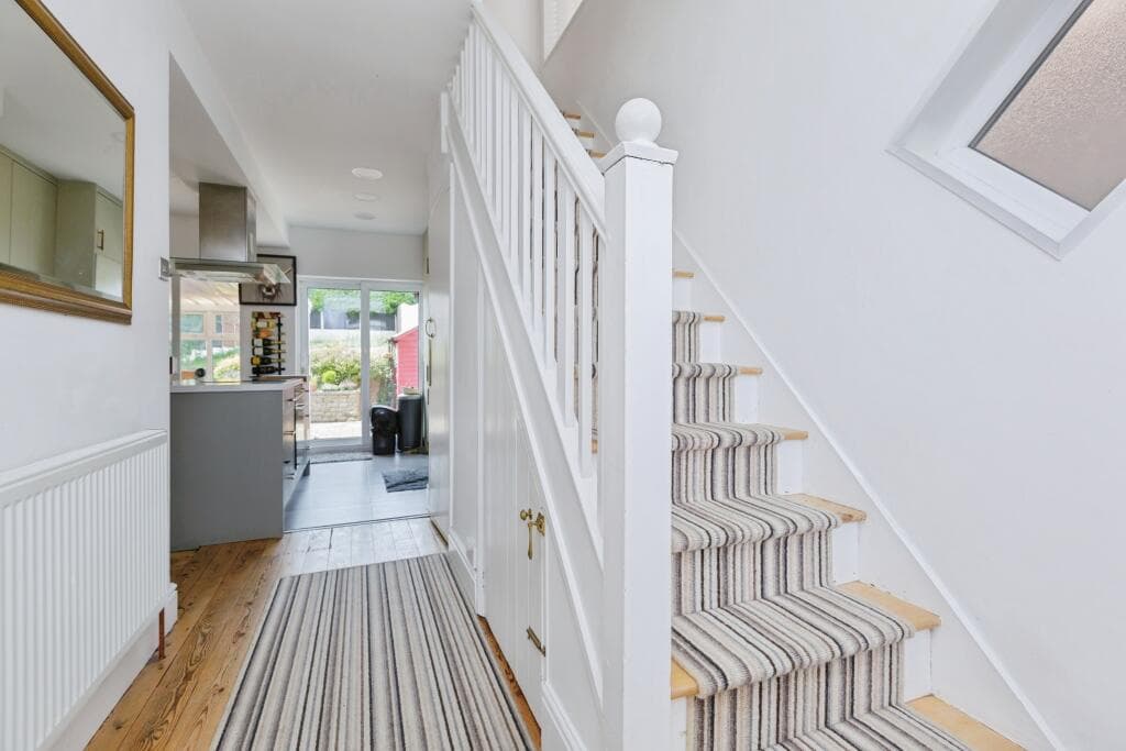 Petworth Drive, Leicester, LE3 - Image 3